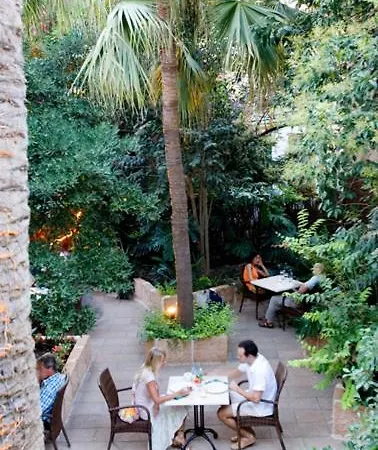 Hotel La 4*