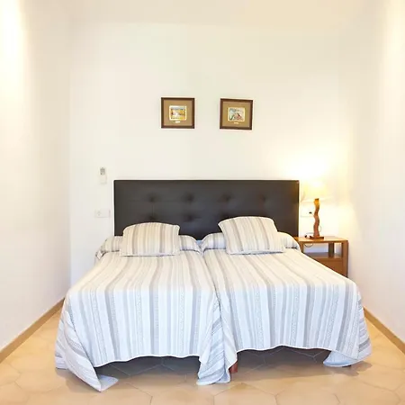 La 4*